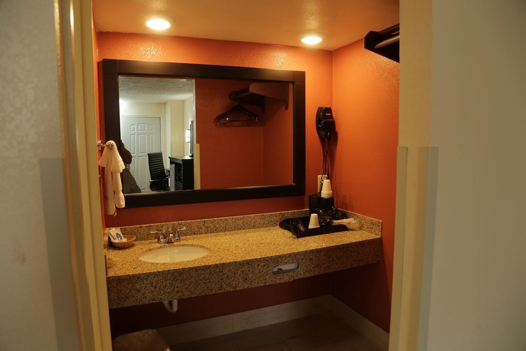 Budget Inn - Washington Zewnętrze zdjęcie